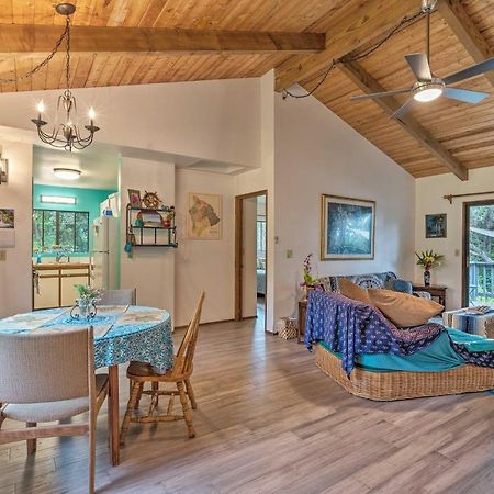 Peaceful Abode With Deck, 13 Mi To Black Sand Beach! Naalehu Exterior foto